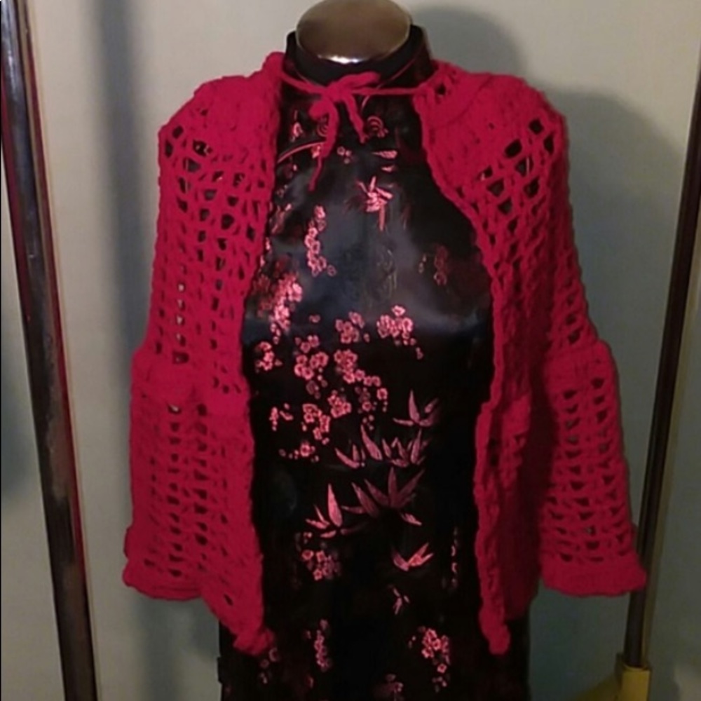 😍❤️Lovely Red Crocheted Shawl Cardigan ❤️😍